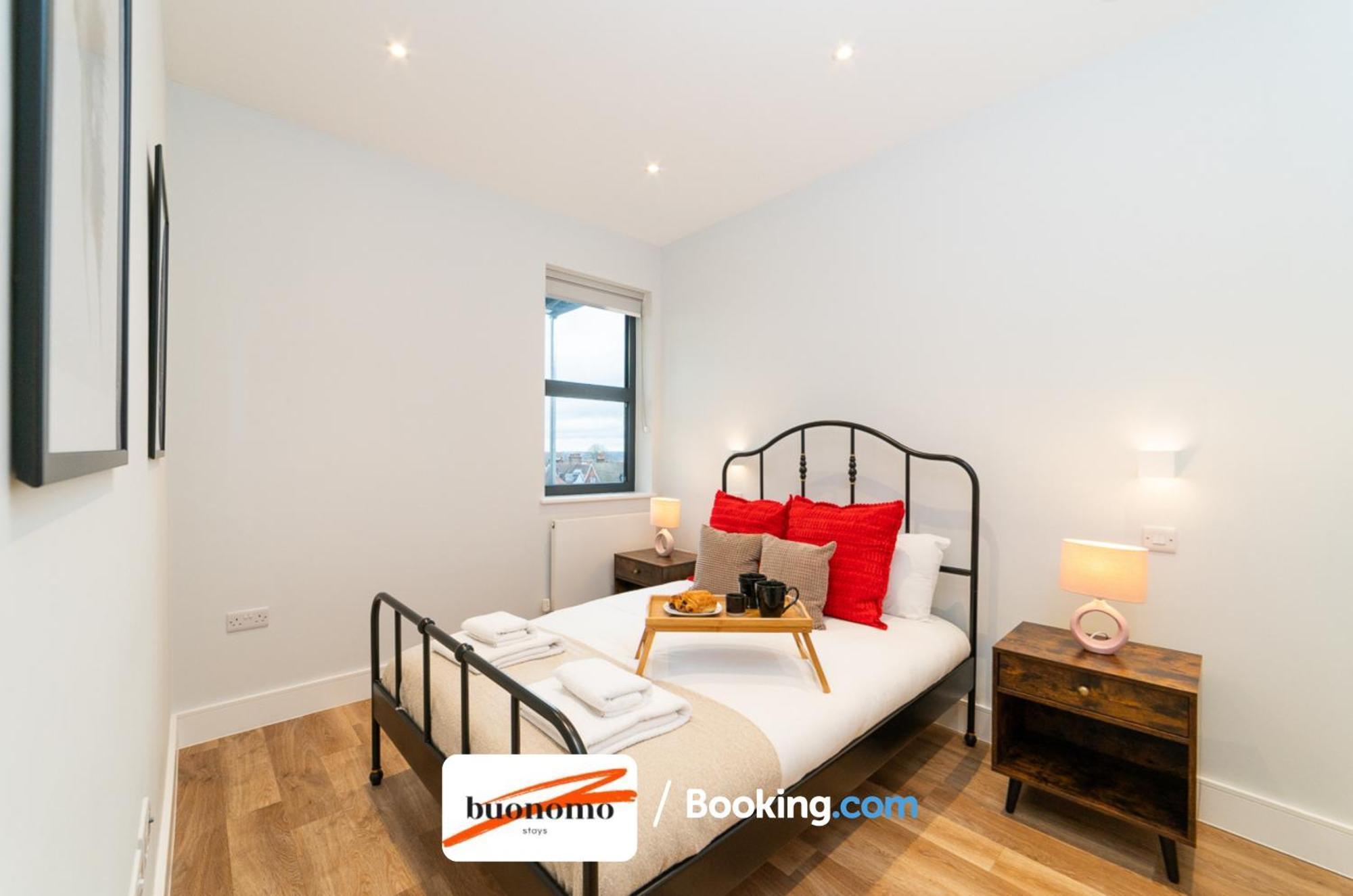 Two Bedroom Apartment At Buonomo Stays Short Lets & Serviced Accommodation Close To Wimbledon Tennis Courts London Eksteriør bilde