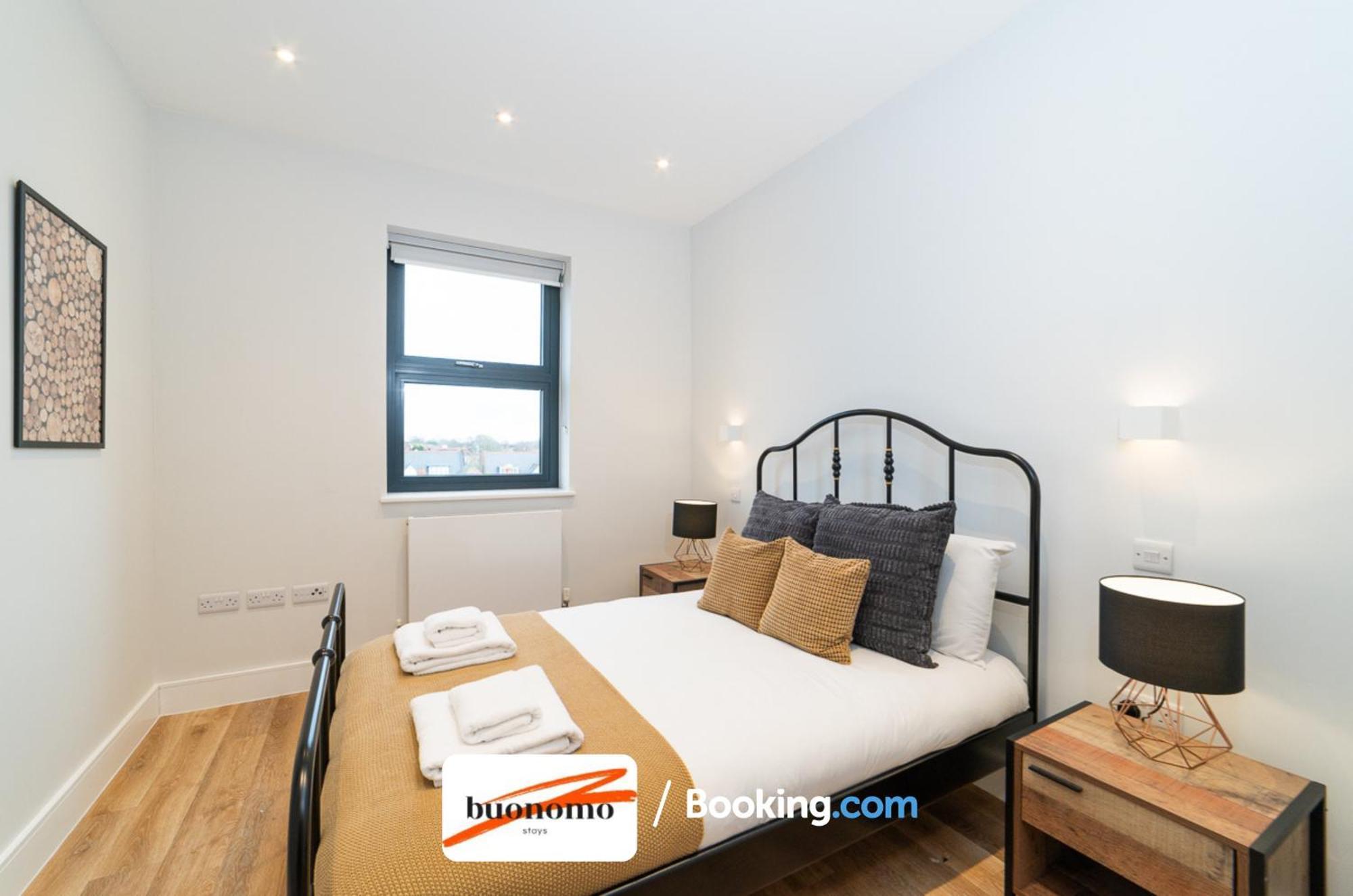 Two Bedroom Apartment At Buonomo Stays Short Lets & Serviced Accommodation Close To Wimbledon Tennis Courts London Eksteriør bilde