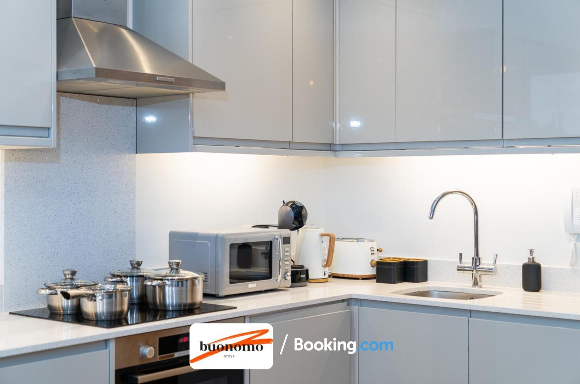 Two Bedroom Apartment At Buonomo Stays Short Lets & Serviced Accommodation Close To Wimbledon Tennis Courts London Eksteriør bilde